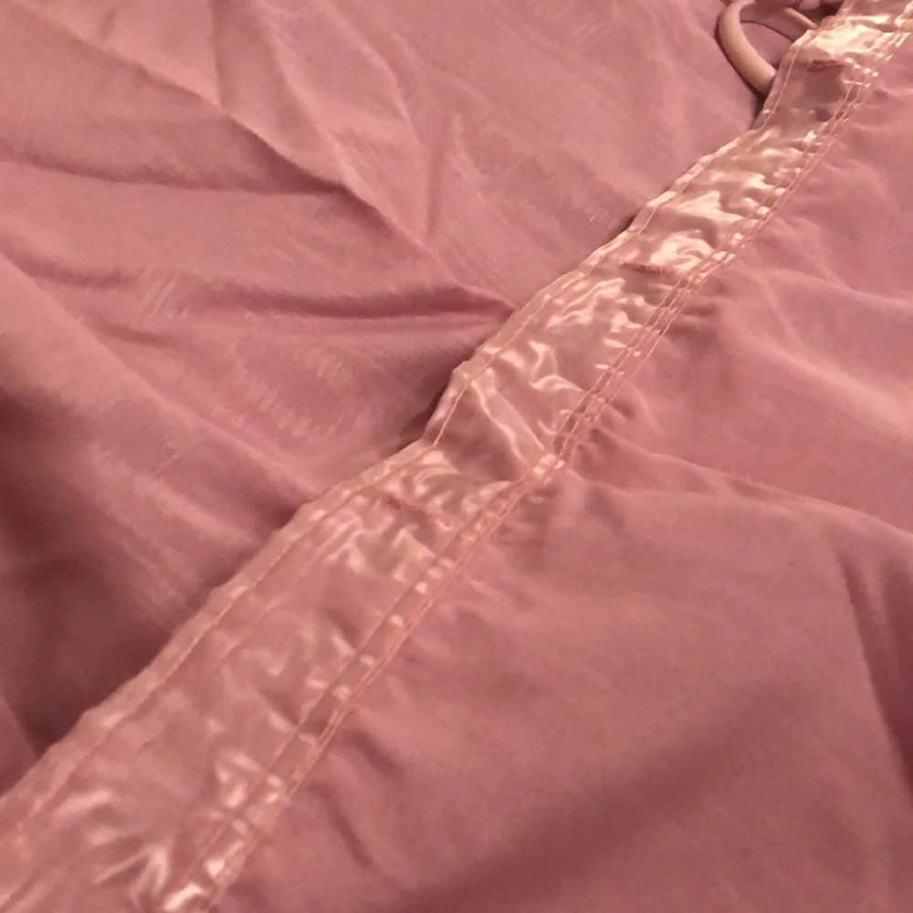 Mauve Moiré Standard-size Bath and Shower Curtain with Rings